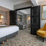Barsey By Warwick Hotel
