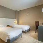 Hotel Lambeau