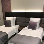 Flat Hotel Midi 33