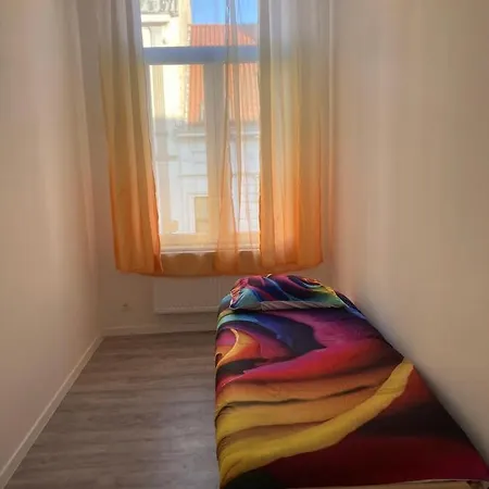 Dreamland Eu, Apartment Brussels