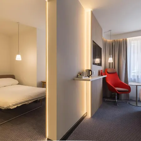 Hotel Express Brussels-grand-place By Ihg Brussels