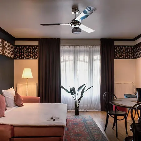 Hotel Craves