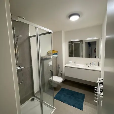 Centre Apartment *