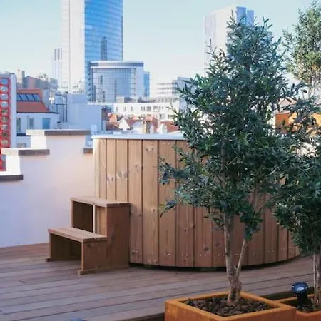 Apartment Luxury 200sqm / Hot Tub / Sauna *