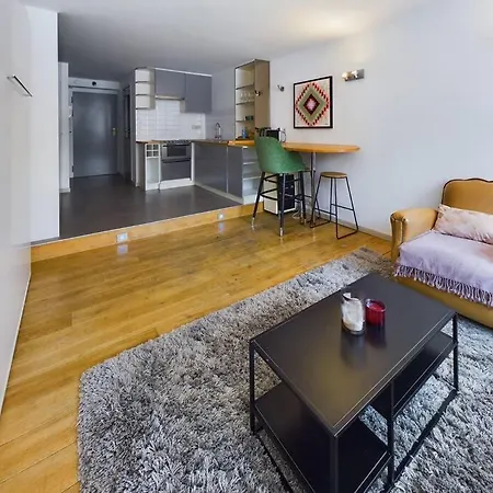 Apartment Studio Near Place Stephanie Brussels