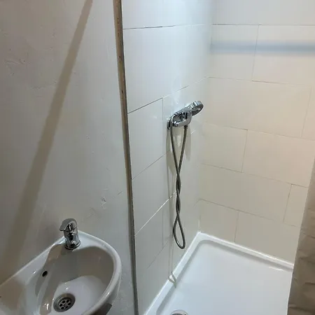 Apartment Immeuble Au Coeur De : Vivez L'experience Unique De La Rue Verbist Brussels