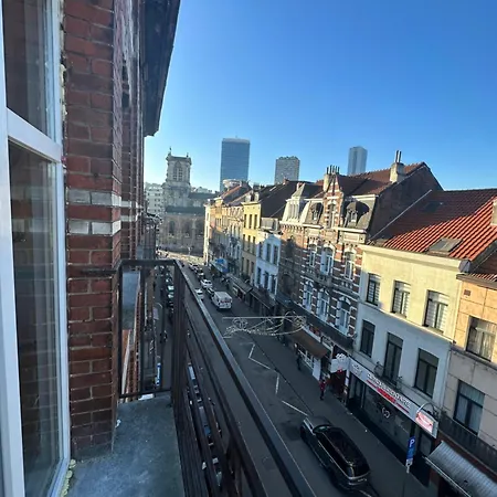 Immeuble Au Coeur De : Vivez L'experience Unique De La Rue Verbist Brussels