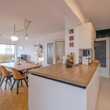 Beautiful 3 Bedrooms Close To Parc Josaphat Brussels