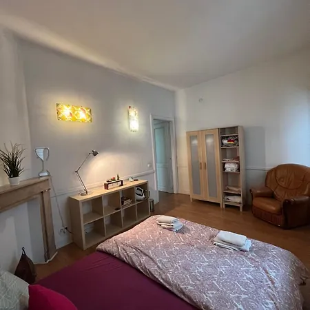 Stylish And Bright In Apartment