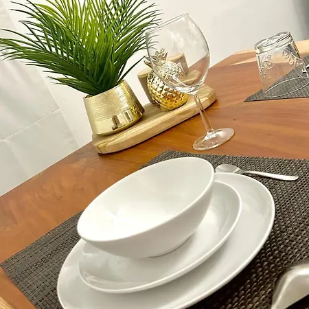 Charming Two Bedroom Flat - Nato - * Brussels