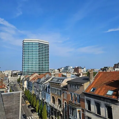 Apartment Penthouse Lumineux Avec Grande Terrasse De 40m2 *