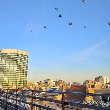 Penthouse Lumineux Avec Grande Terrasse De 40m2 Apartment