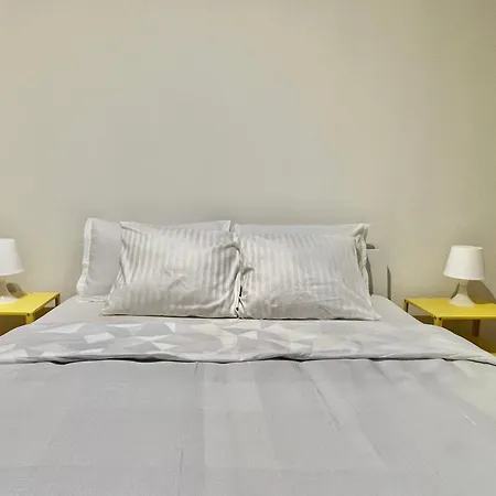 Brulux Luxury * Brussels