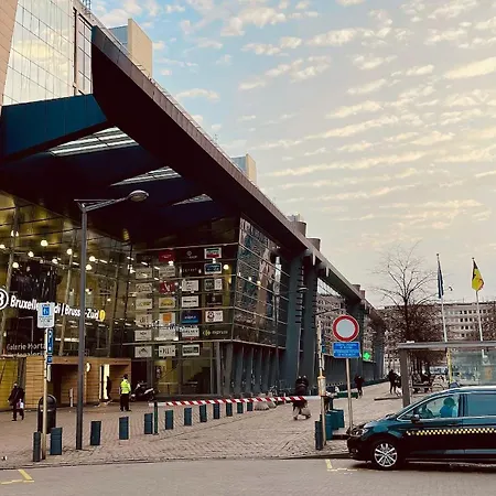 Midi Station Apartment Brussels