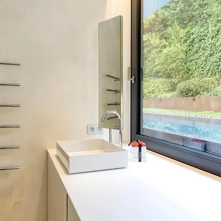 The Luxury Glass Manor * Brussels