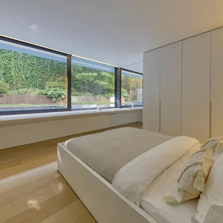The Luxury Glass Manor Villa Brussels