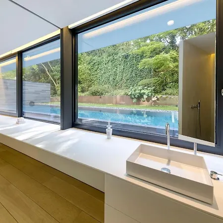 The Luxury Glass Manor * Brussels