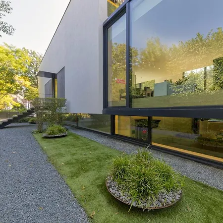 Villa The Luxury Glass Manor