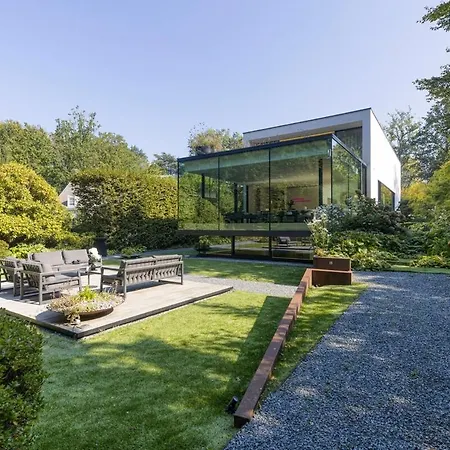 The Luxury Glass Manor Villa Brussels