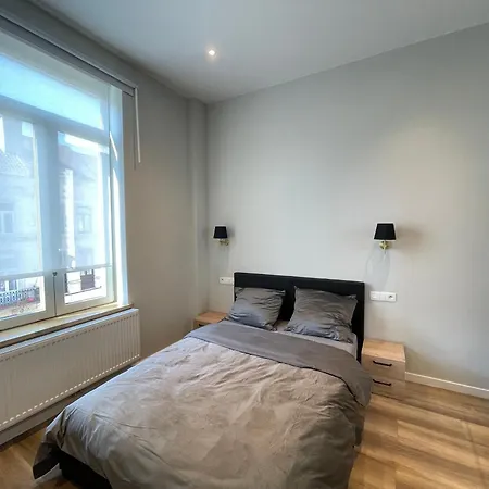 Midi Station Apartment Brussels