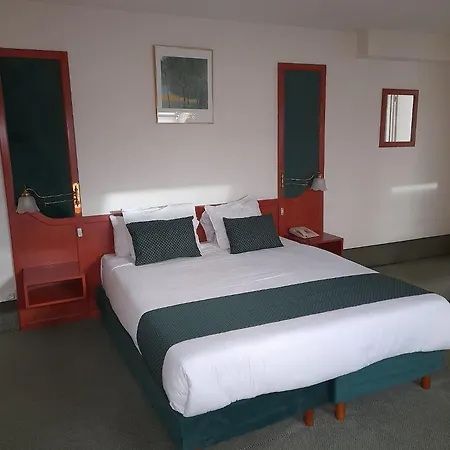 Le Dome Hotel 3*