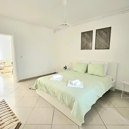 Proche Du Centre De 5 Personnes Apartment *