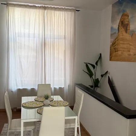 Apartment Cozy In Brussels- Schuman Area