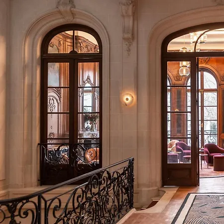 Faubourg 21 - The Leading Of The World Hotel
