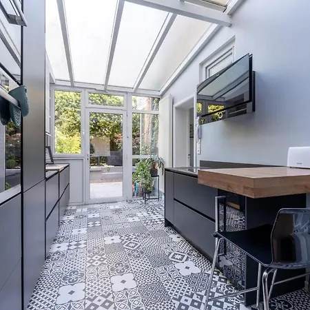 Uccle - Elegance & Modernity In A Quiet Setting Apartment Brussels