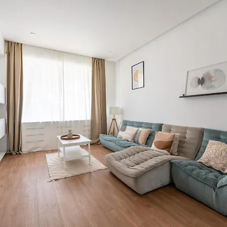 Uccle - Elegance & Modernity In A Quiet Setting Brussels
