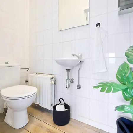 Apartment Charming 2br Near Eu In Grand Place
