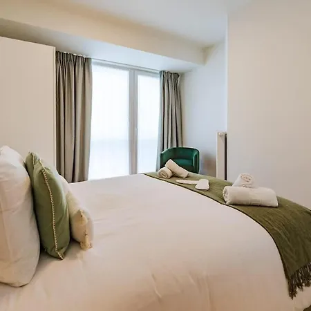 3br Nato & Eu Free Luggage Apartment Brussels