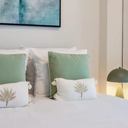 3br Nato & Eu Free Luggage Apartment Brussels