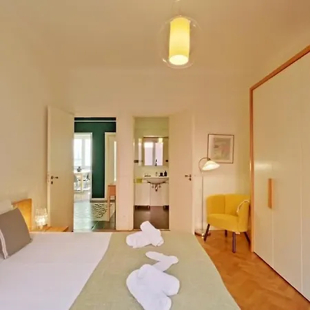 Bright 1br Flat In Saint-gilles Apartment *