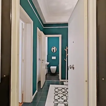 Apartment Bright 1br Flat In Saint-gilles *