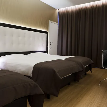 Hotel Craves
