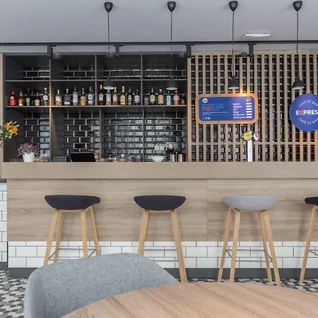 Express Brussels-grand-place By Ihg Hotel Brussels