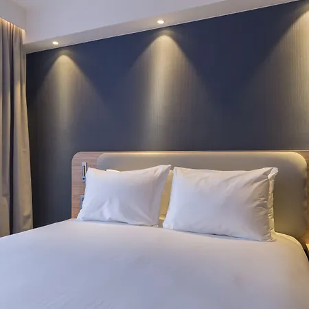 Hotel Express Brussels-grand-place By Ihg Brussels
