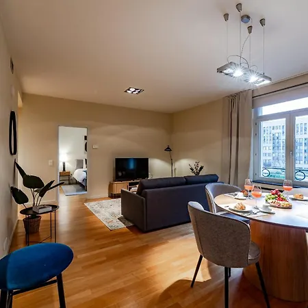 Modern 1br In The Heart Of The European Quarter Apartment *