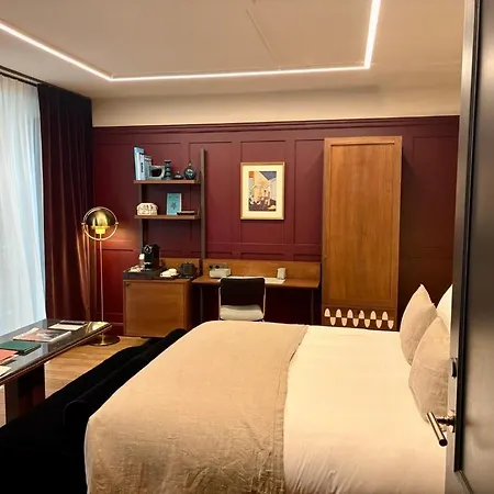 Faubourg 21 - The Leading Of The World Hotel