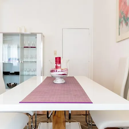 Apartment Square Charles Halldis Brussels