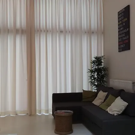 Dance Art Apartment *
