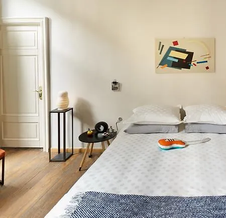 Yawnsleep Apartment *