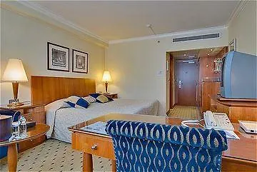 Hotel Crowne Plaza Europa 4*