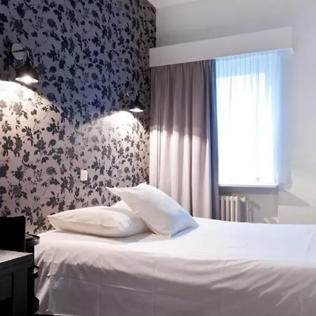 Queen Anne Hotel