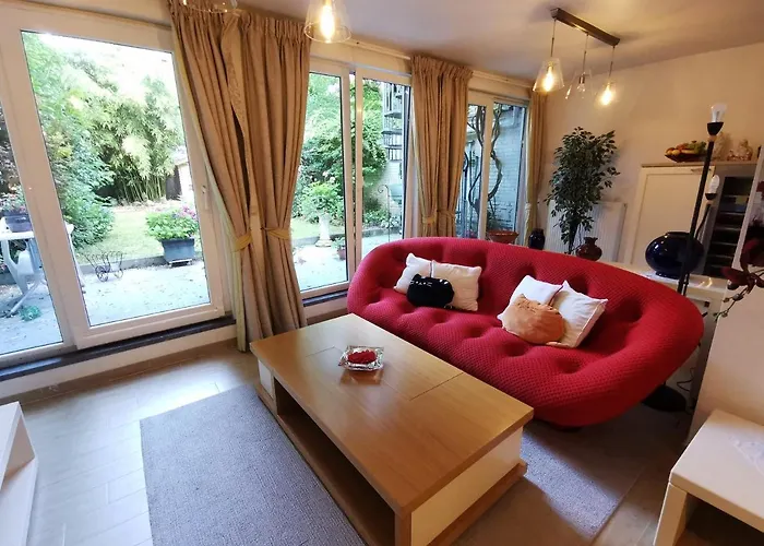 Le Divan Rouge Apartement, Next Atomium & Expo