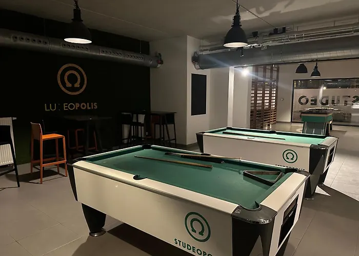 Furnished 2 Bedroom Apartment In City Center