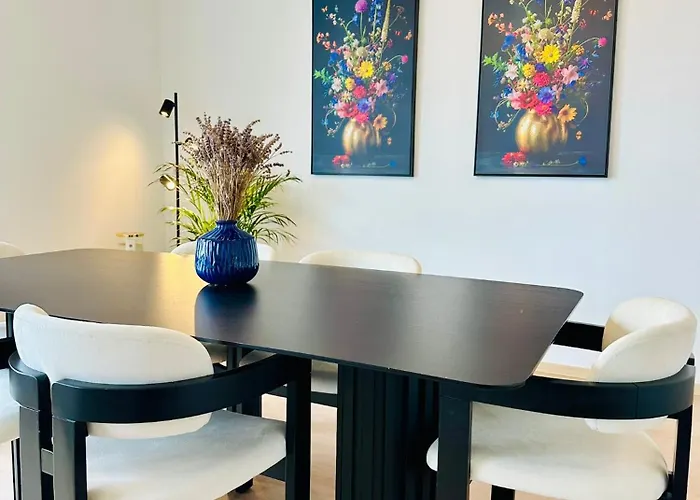 Grand Place View - 2Bd - Exclusive Apartment