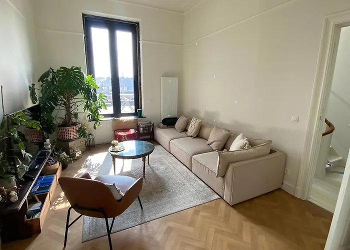 Cosy Flat In Eu Area