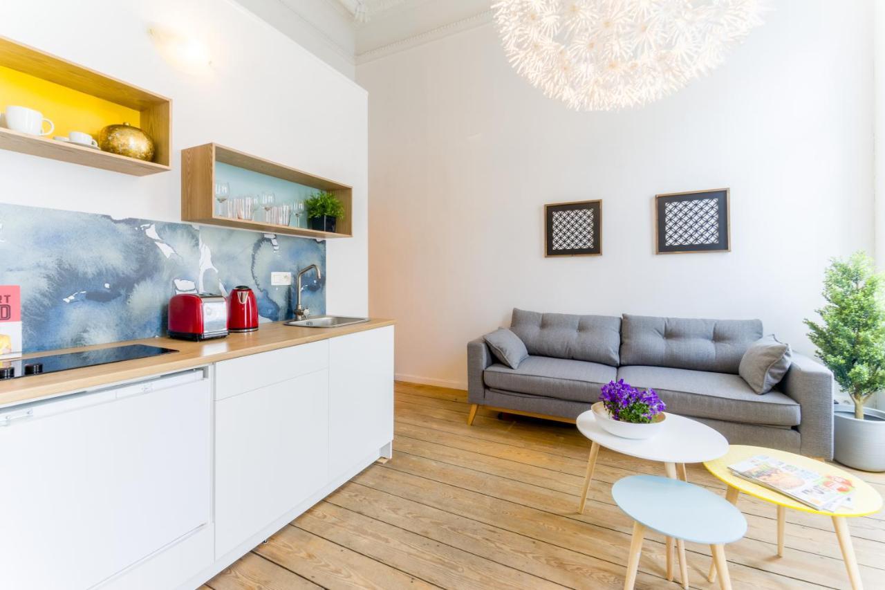 Grand Place 1 Bedroom Apartment *